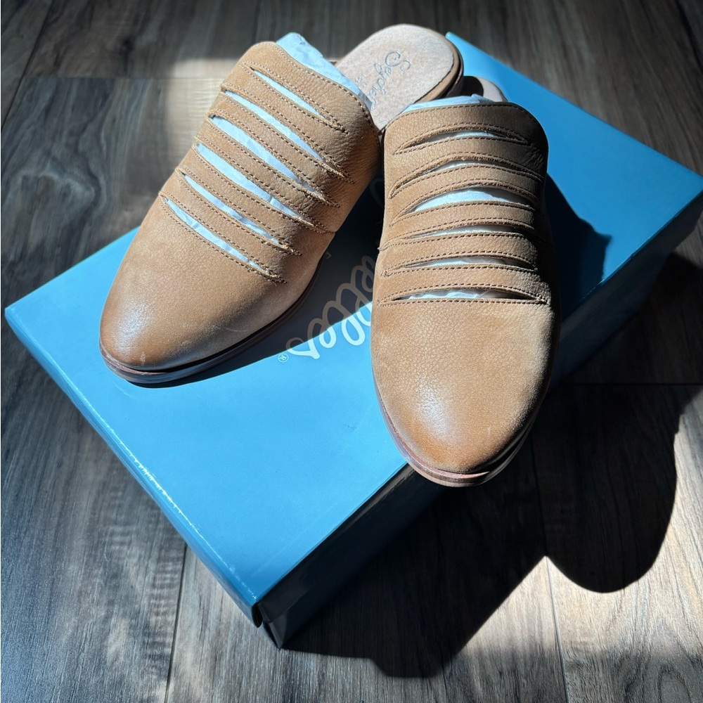 NEW Seychelles Mules Undivided Nubuck Camel - Available!!!! LEATHER!!